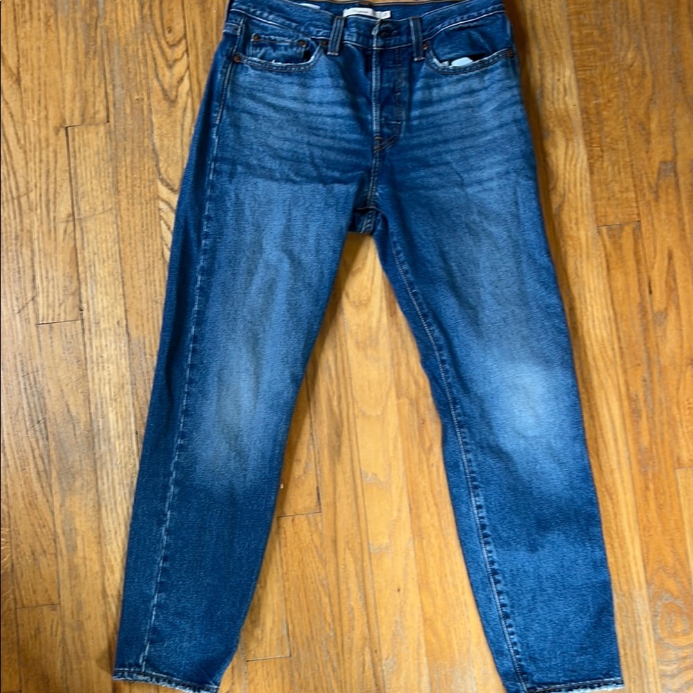 Levi wedgie jeans, classic wash- size 27